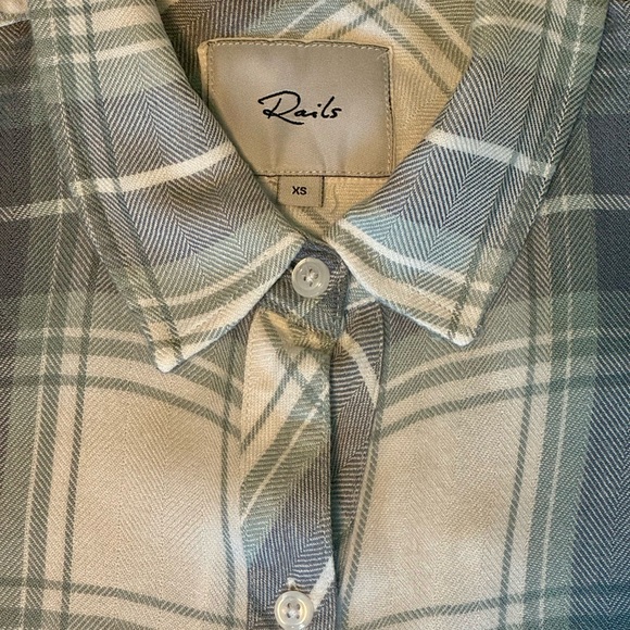 Rails Women's Flannel Button Down Shirt XS Blue Green White - Picture 5 of 5